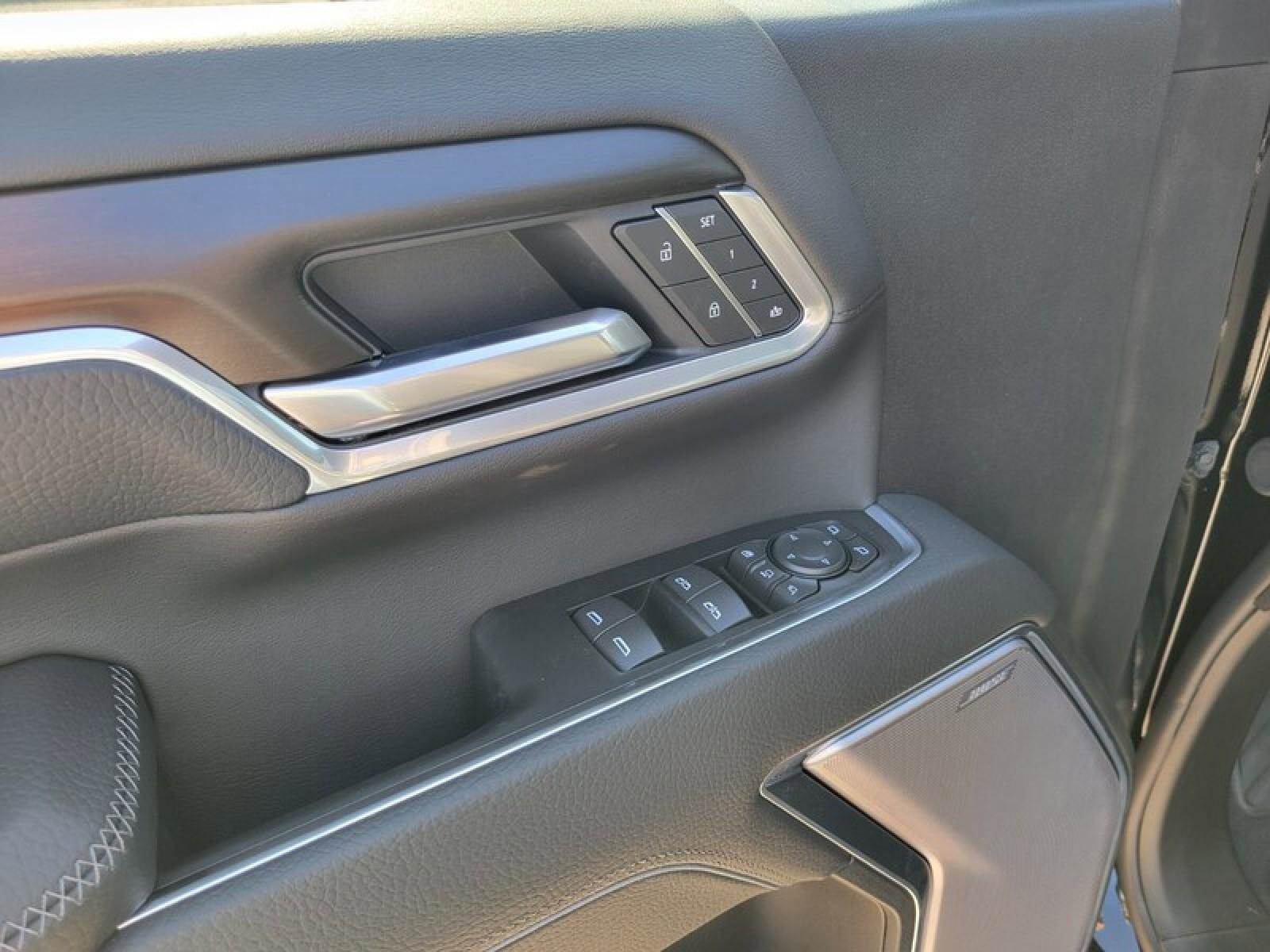 New 2026 GMC Sierra 3500 Denali w/ Denali Reserve Package image 14