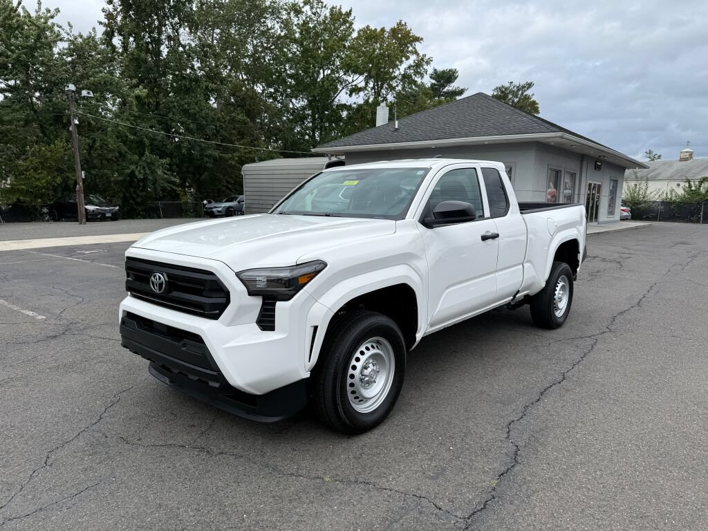 Used 2025 Toyota Tacoma SR RWD image 2