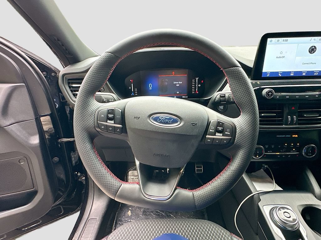 Used 2023 Ford Escape ST-Line AWD/4WD image 11