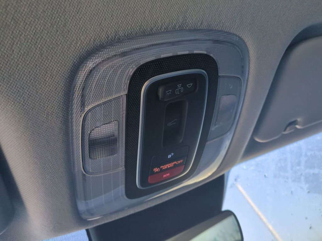 New 2026 Hyundai Elantra Limited image 23