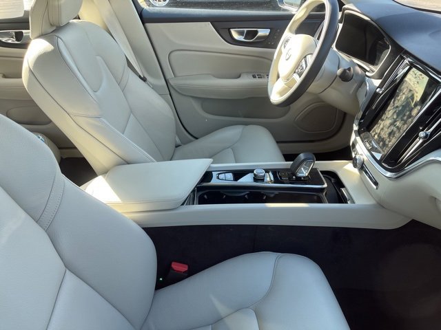 Used 2025 Volvo S60 B5 Plus w/ Climate Package image 4