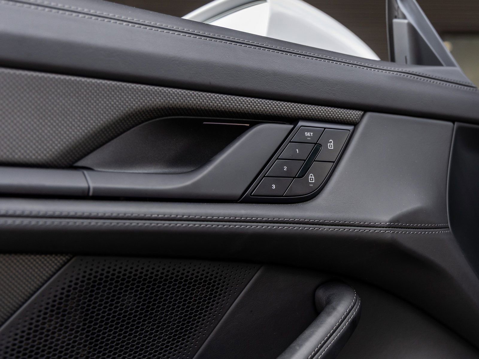 Used 2025 Porsche Taycan GTS image 23