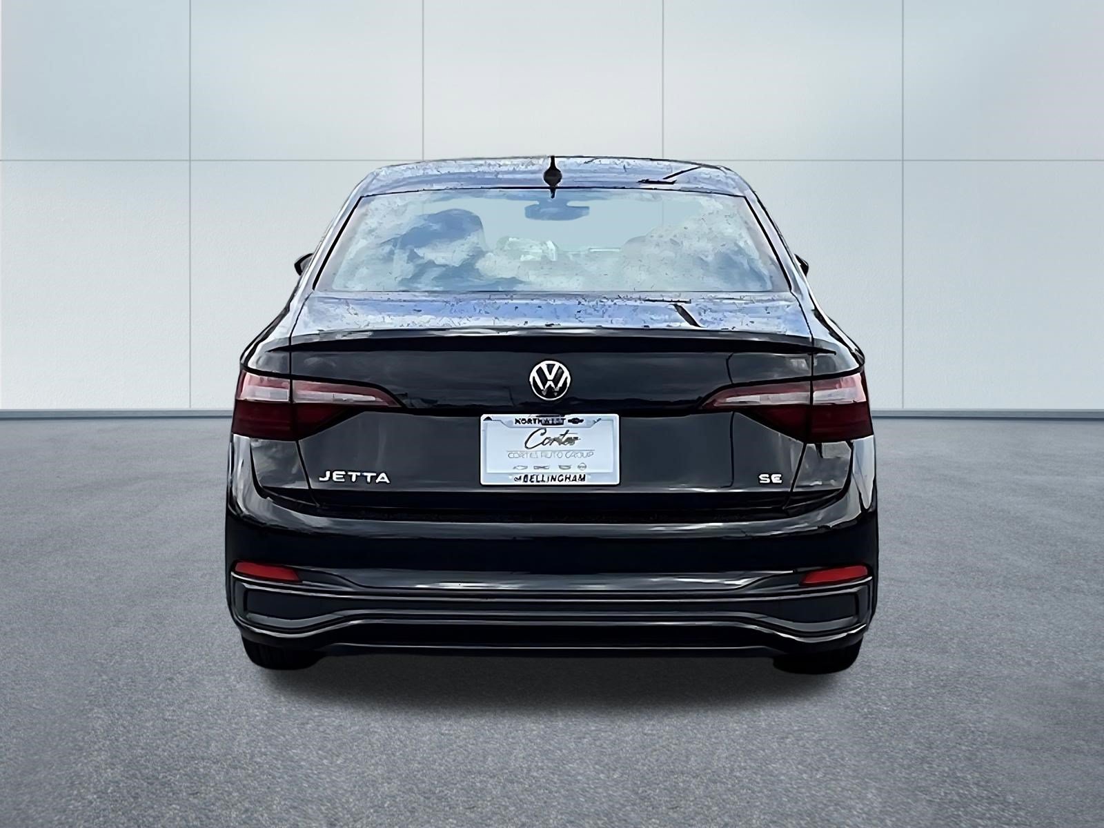 Used 2024 Volkswagen Jetta SE FWD image 5