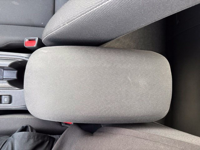 Used 2025 Toyota Corolla LE AWD/4WD image 24