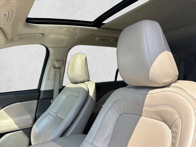 Used 2023 Lincoln Aviator Reserve RWD image 13