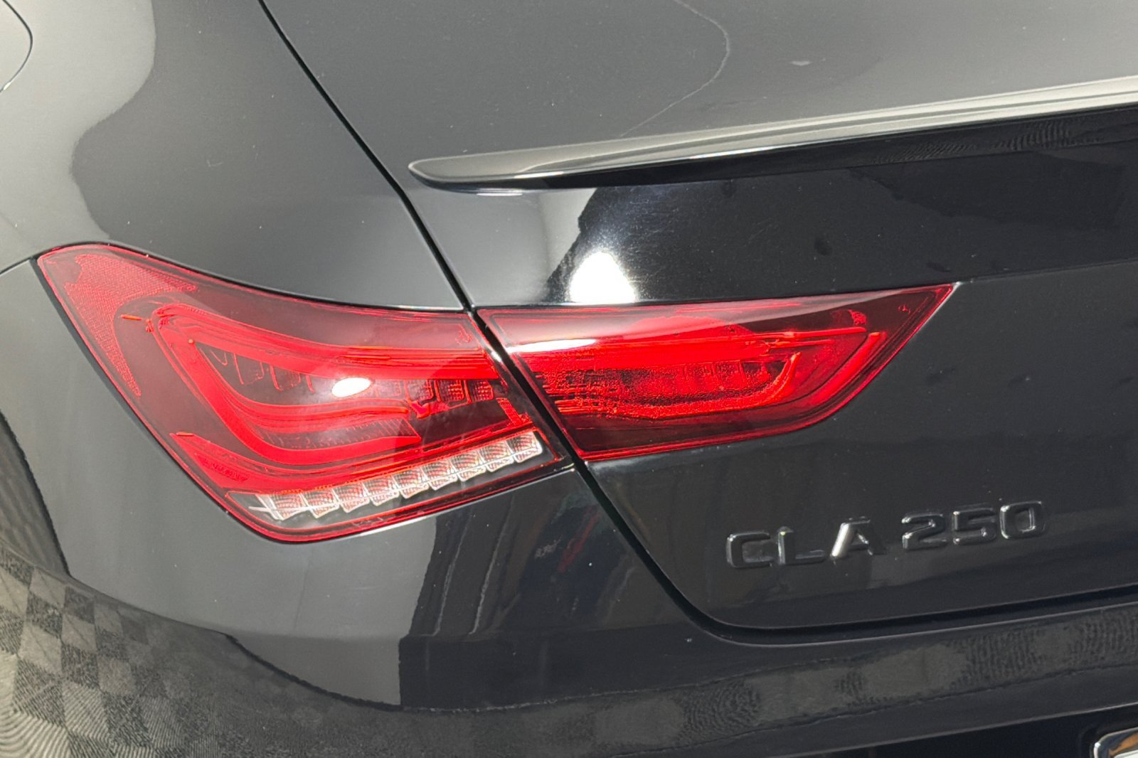 Used 2023 Mercedes-Benz CLA 250 image 25