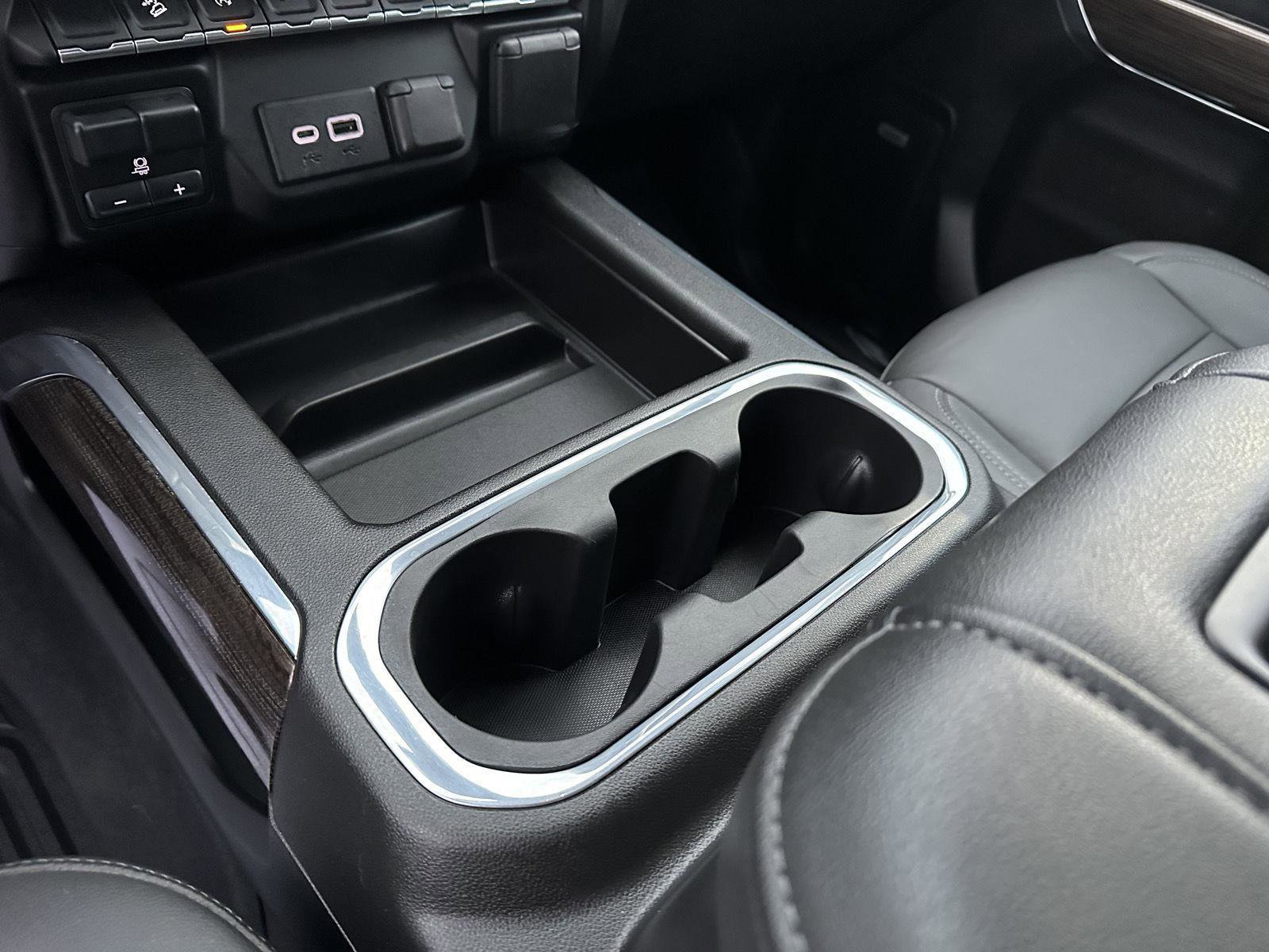 Used 2021 Chevrolet Silverado 1500 LT Trail Boss w/ Convenience Package II image 32