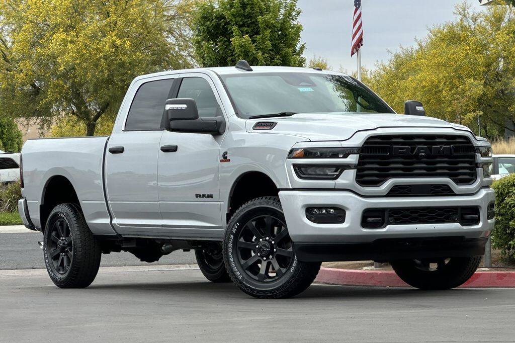 New 2026 RAM 2500 Big Horn AWD/4WD image 2