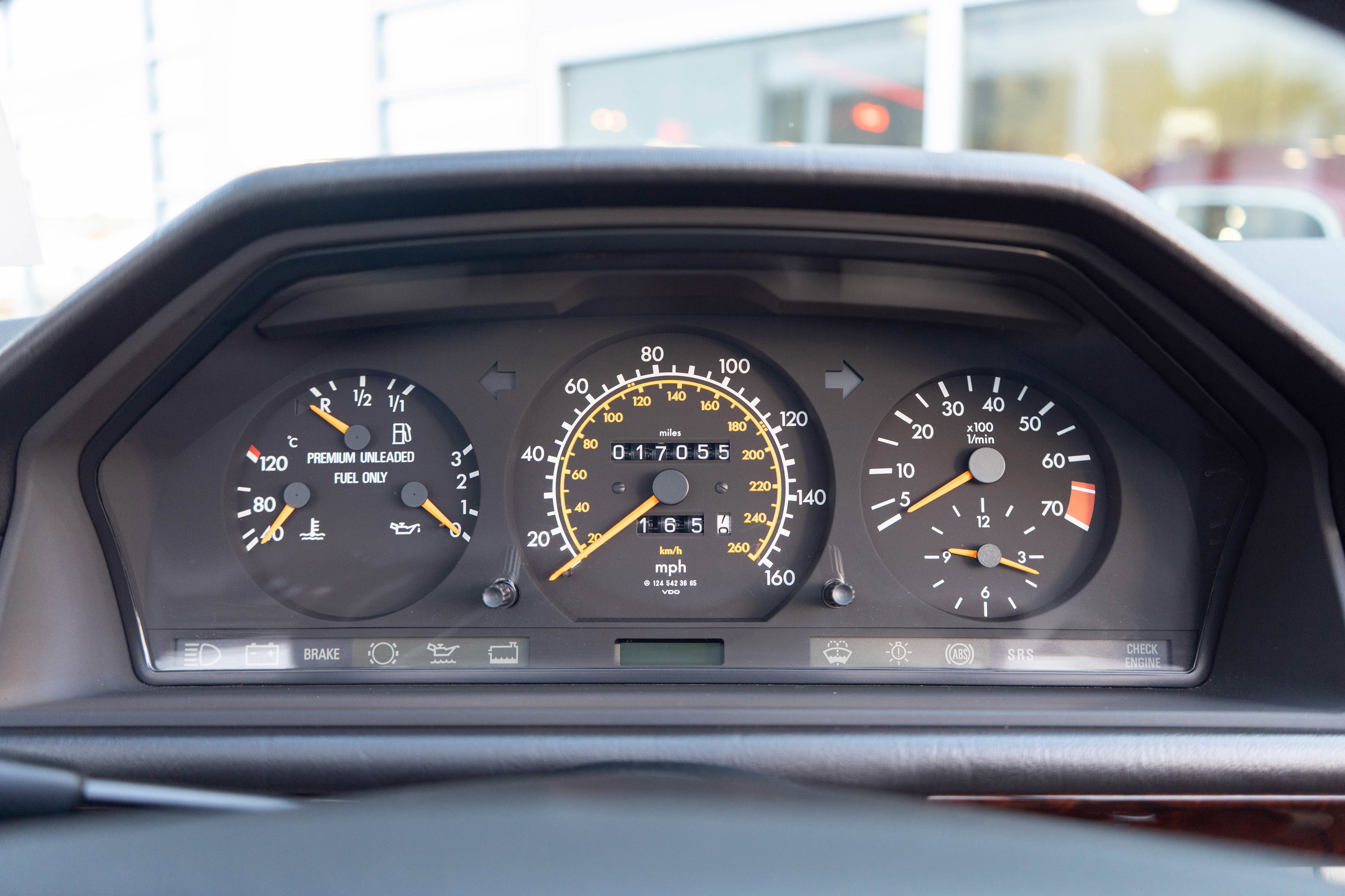 Used 1995 Mercedes-Benz E 320 Convertible image 13