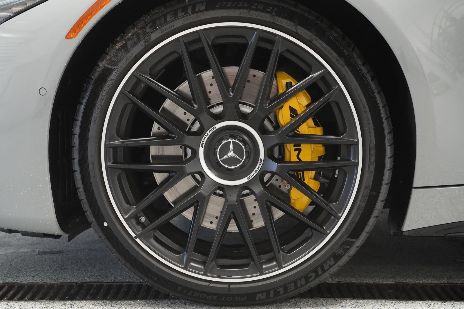New 2026 Mercedes-Benz SL 63 AMG 4MATIC image 14