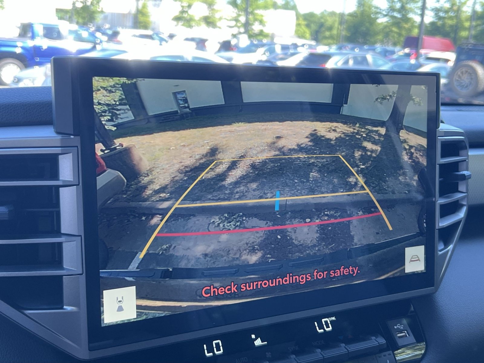 New 2026 Toyota Tundra Limited AWD/4WD image 14