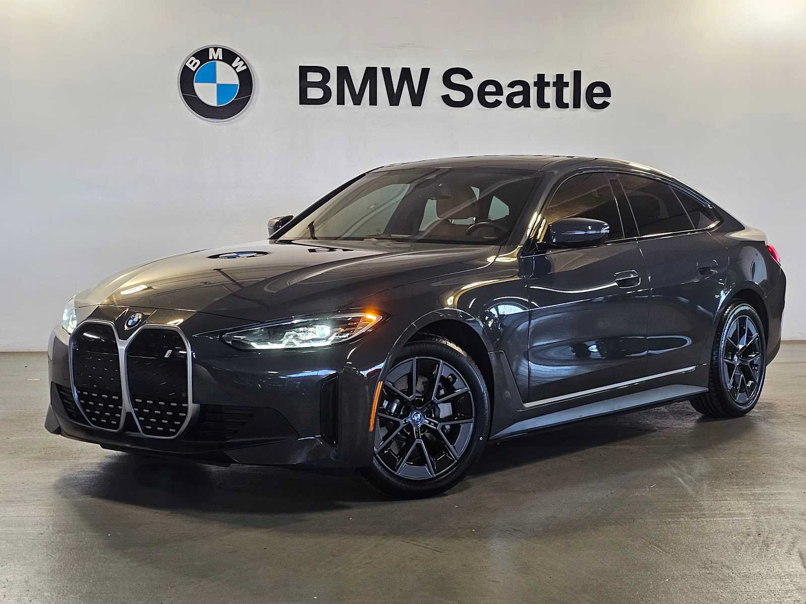 Certified 2023 BMW i4 eDrive35 w/ Premium Package RWD image 1