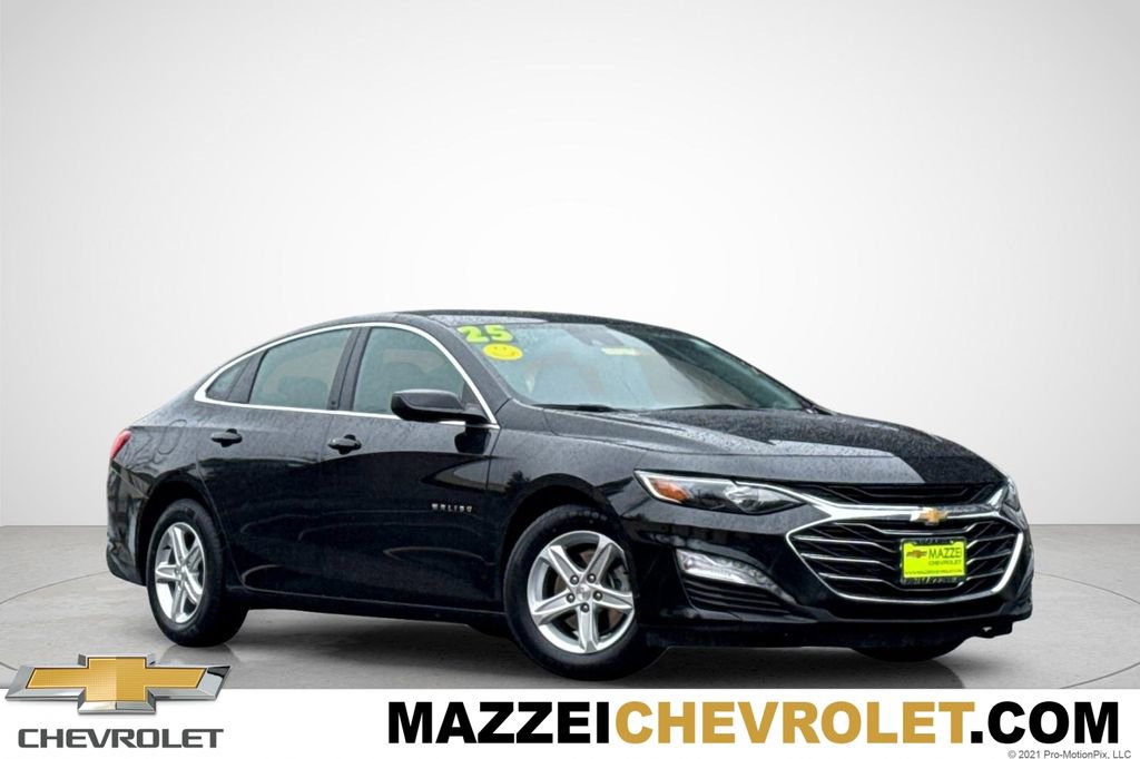Used 2023 Chevrolet Malibu LT FWD image 1