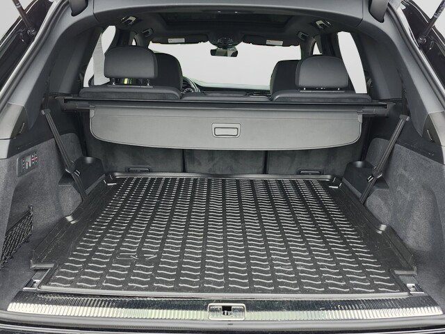 Used 2023 Audi Q7 3.0T Prestige w/ Prestige Package image 35