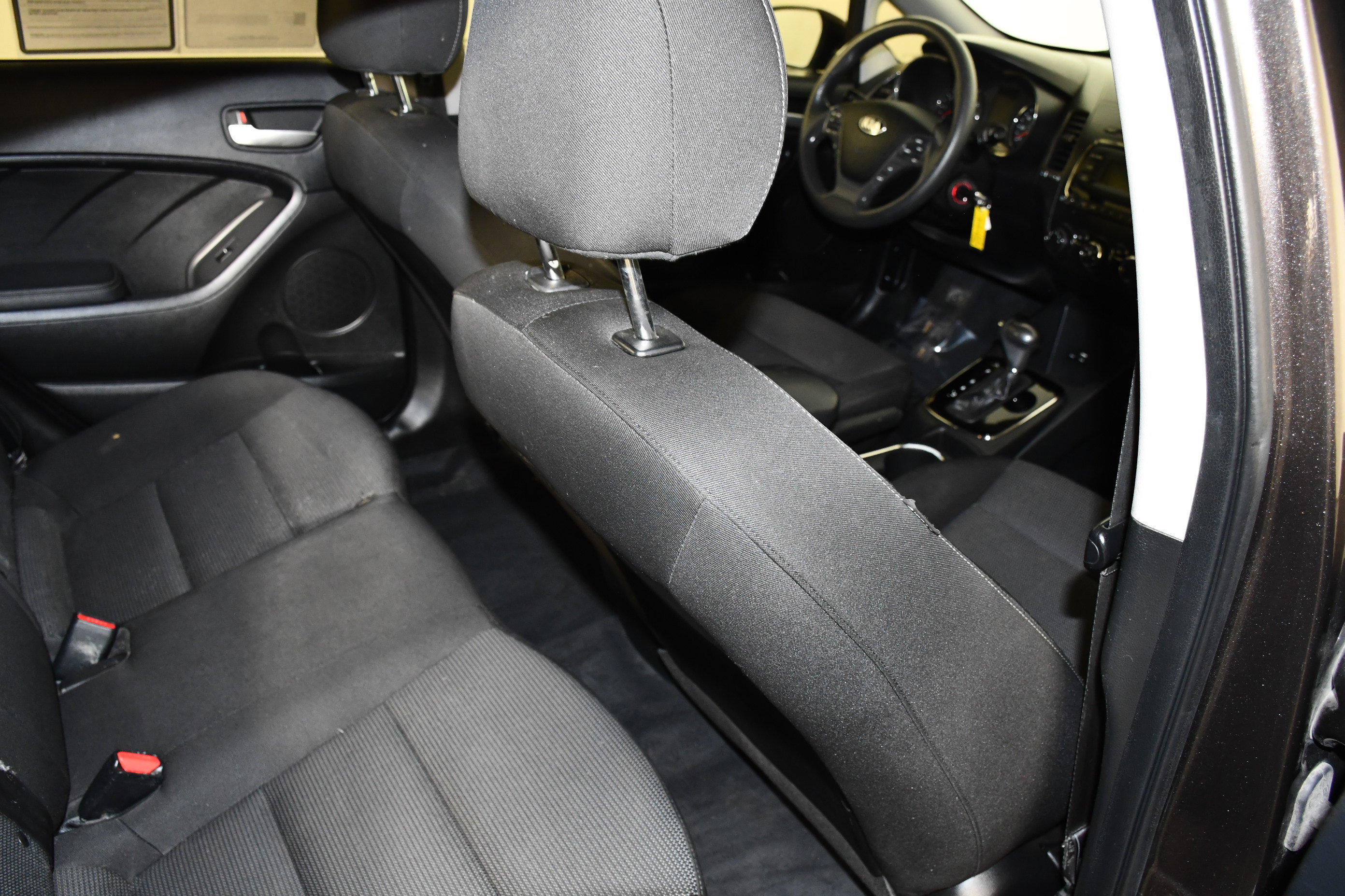 Used 2018 Kia Forte LX image 40