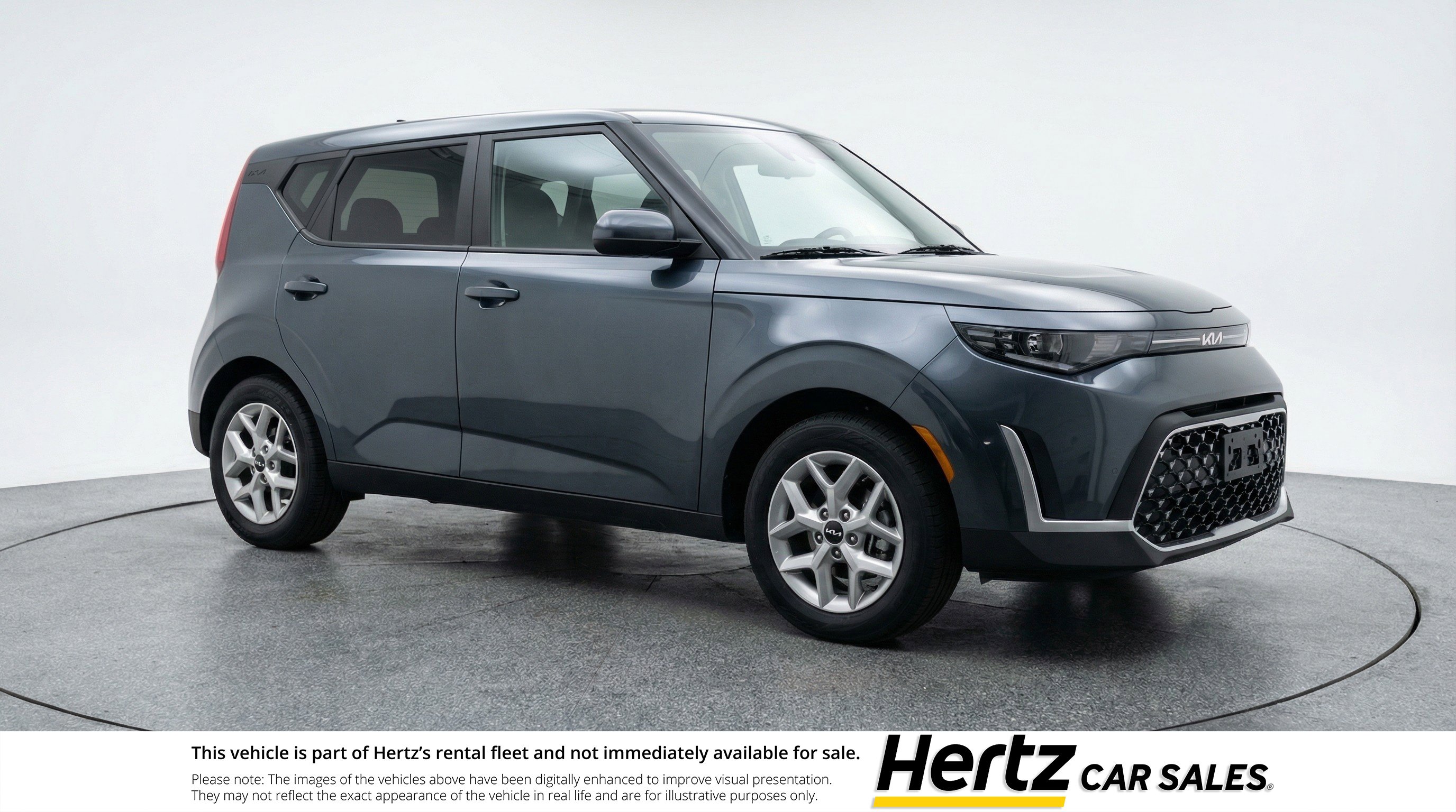 Used 2025 Kia Soul LX w/ LX Technology Package FWD image 1