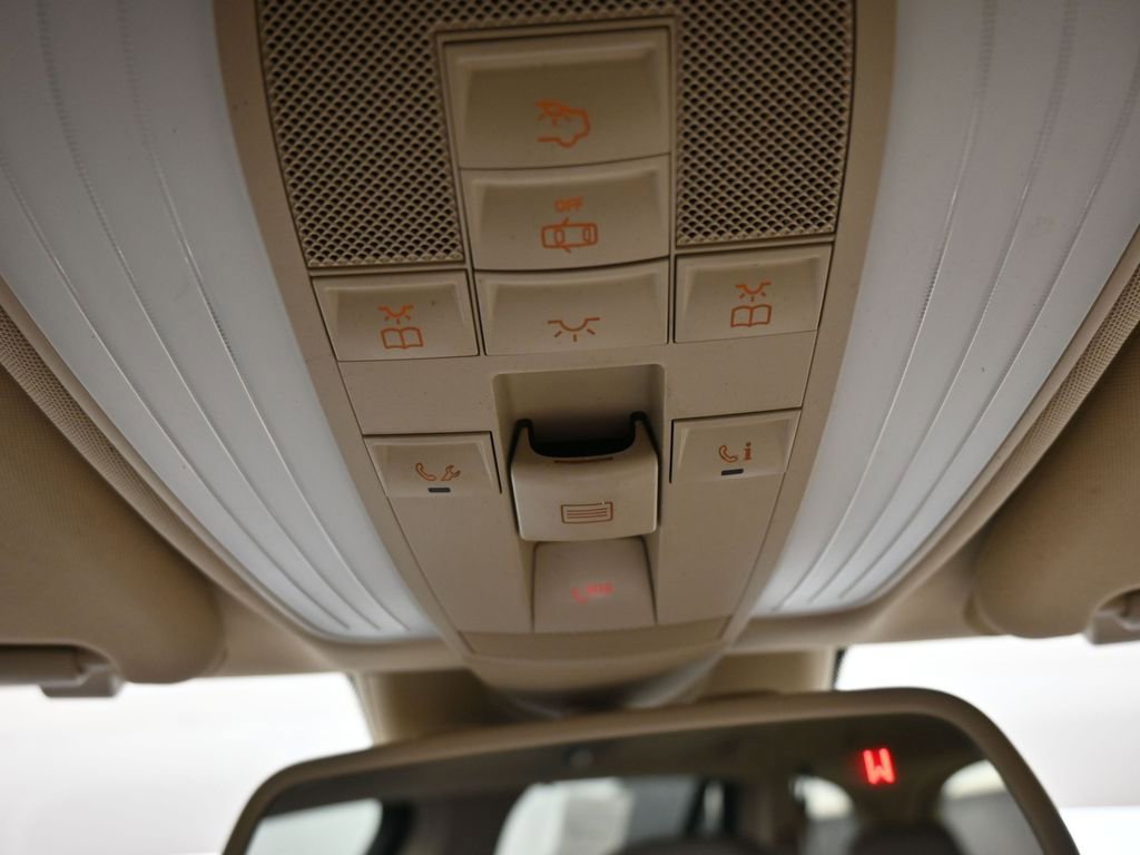 Used 2011 Mercedes-Benz E 350 4MATIC Wagon image 25