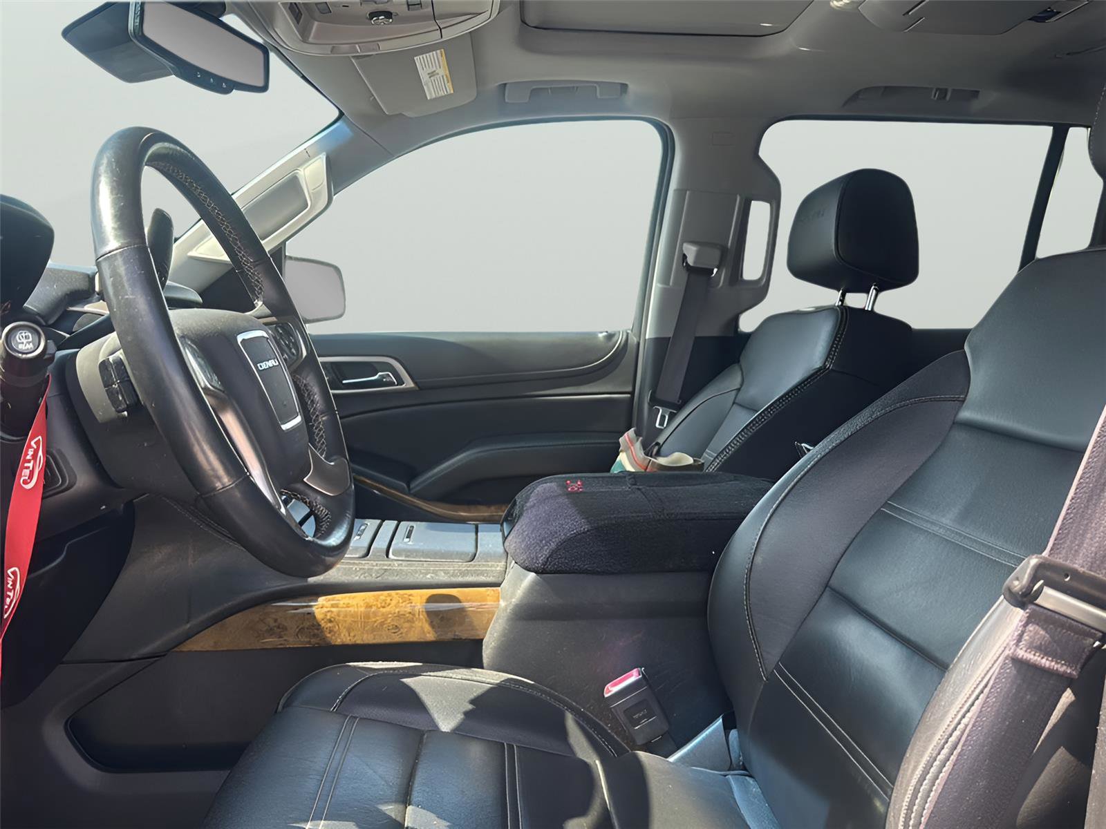 Used 2016 GMC Yukon XL Denali w/ Open Road Package image 15