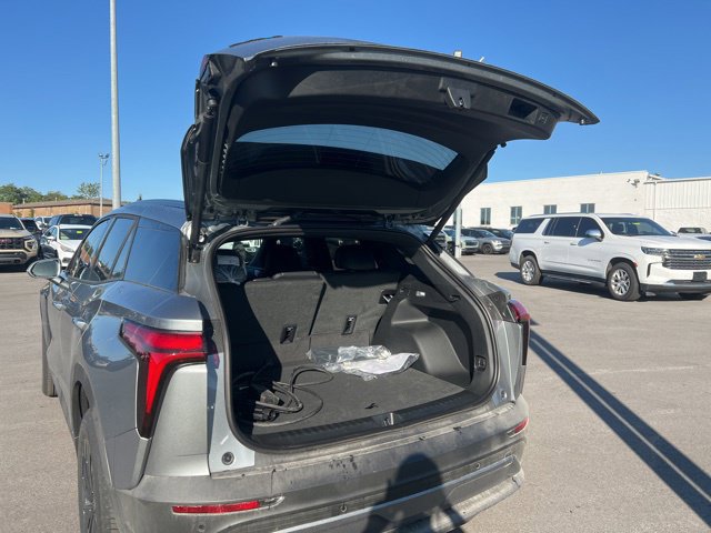 Used 2025 Chevrolet Blazer EV LT FWD image 11