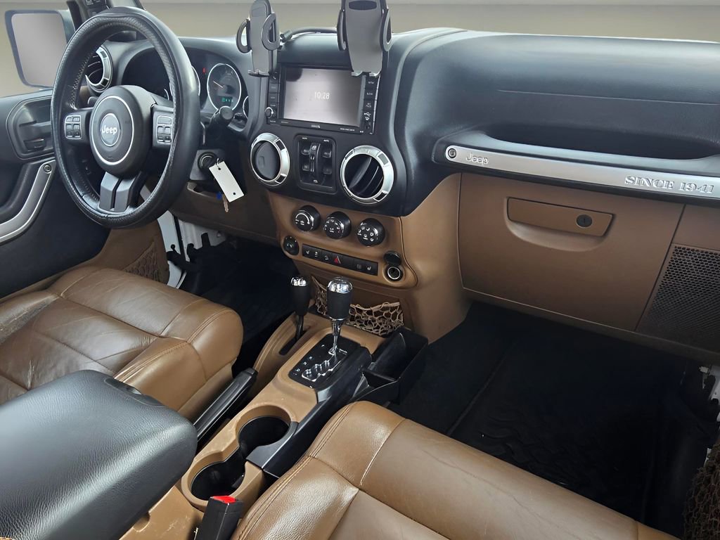 Used 2012 Jeep Wrangler Unlimited Sahara w/ Connectivity Group image 24