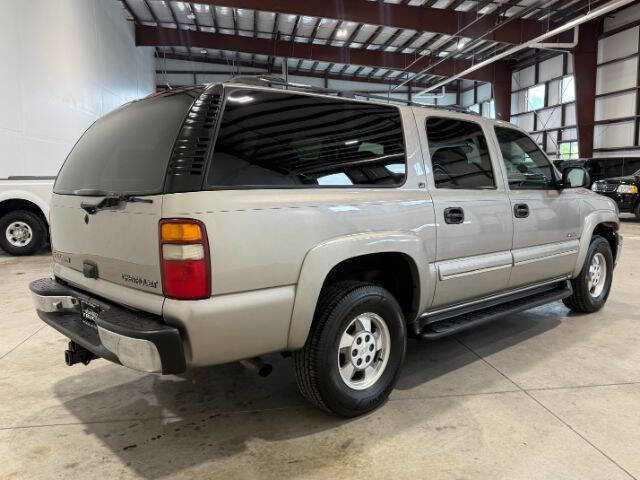 Used 2000 Chevrolet Suburban LS w/ LS Preferred Equipment Group AWD/4WD image 8