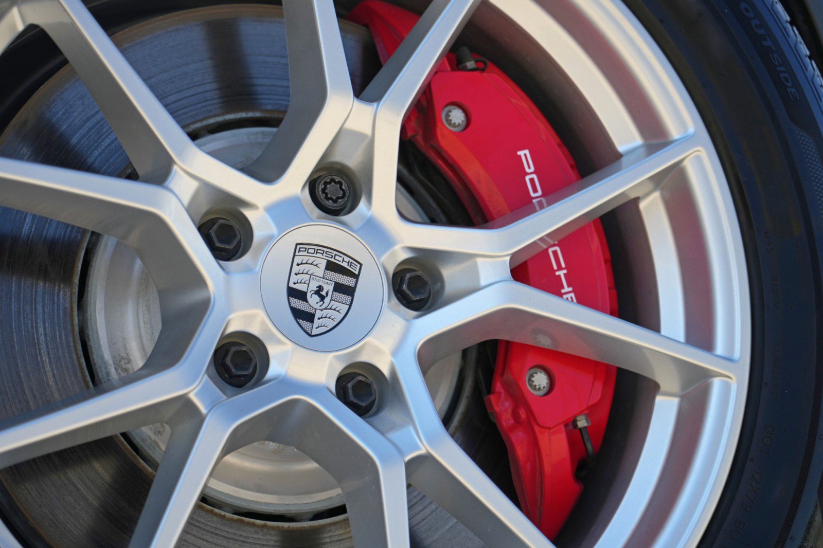 Used 2025 Porsche Cayenne S w/ Premium Package Plus image 62