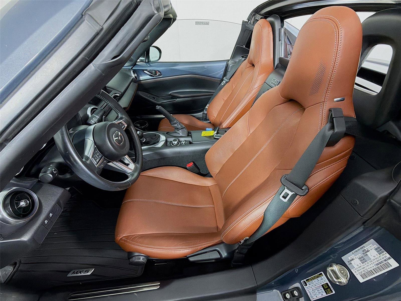 Used 2022 MAZDA MX-5 Miata RF Grand Touring image 11