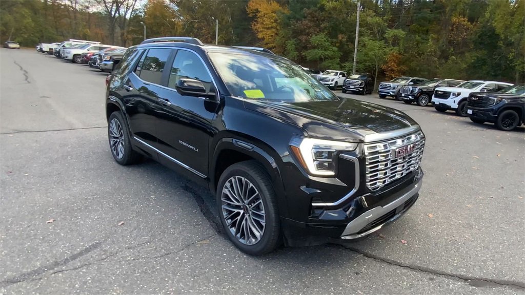 New 2026 GMC Terrain Denali w/ LPO, Floor Liner Package image 2