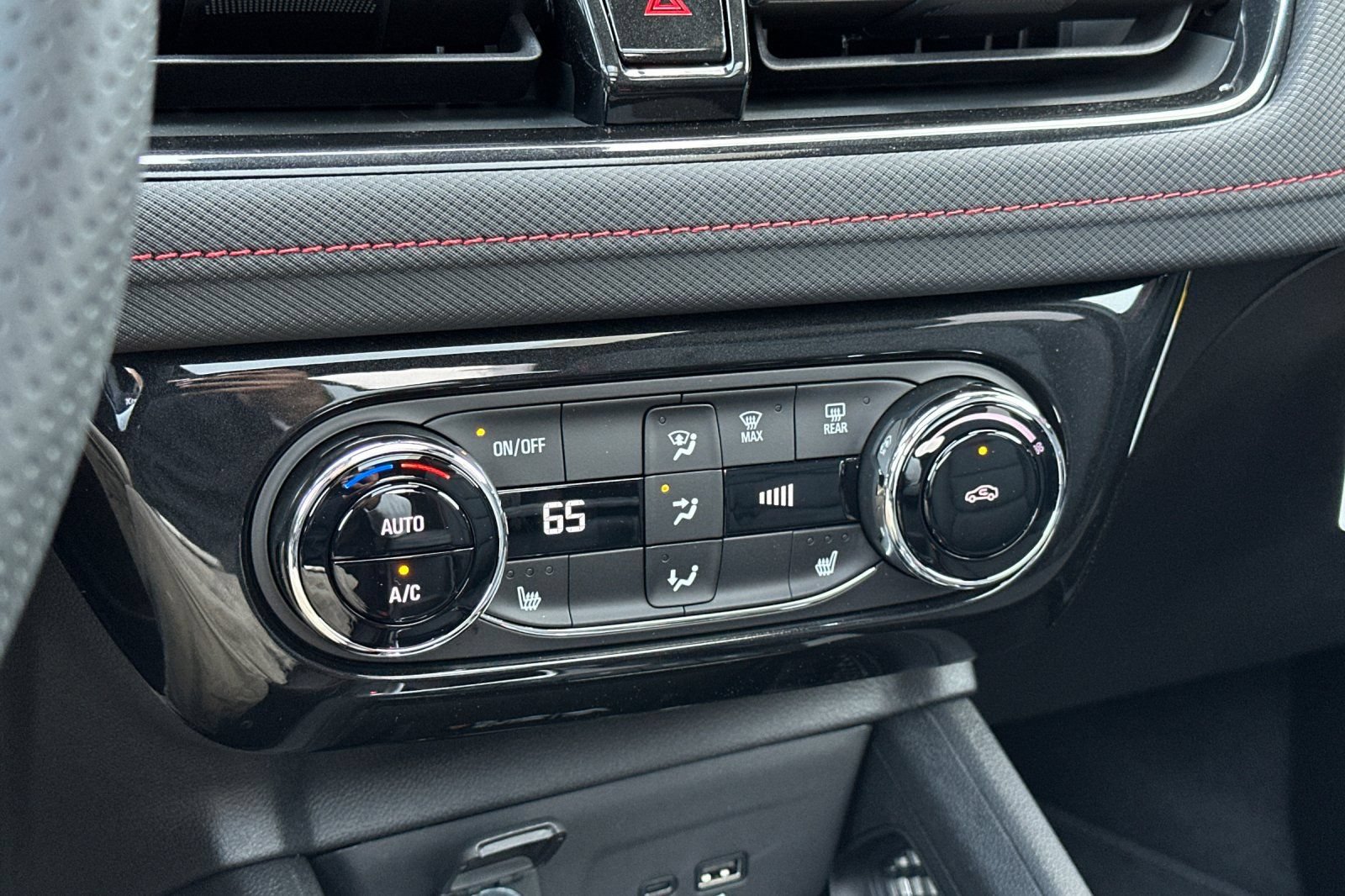 New 2026 Chevrolet TrailBlazer RS w/ Convenience Package FWD image 20