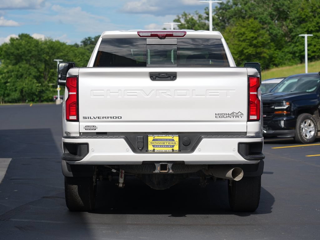 Certified 2025 Chevrolet Silverado 3500 High Country w/ High Country Premium Package AWD/4WD image 4
