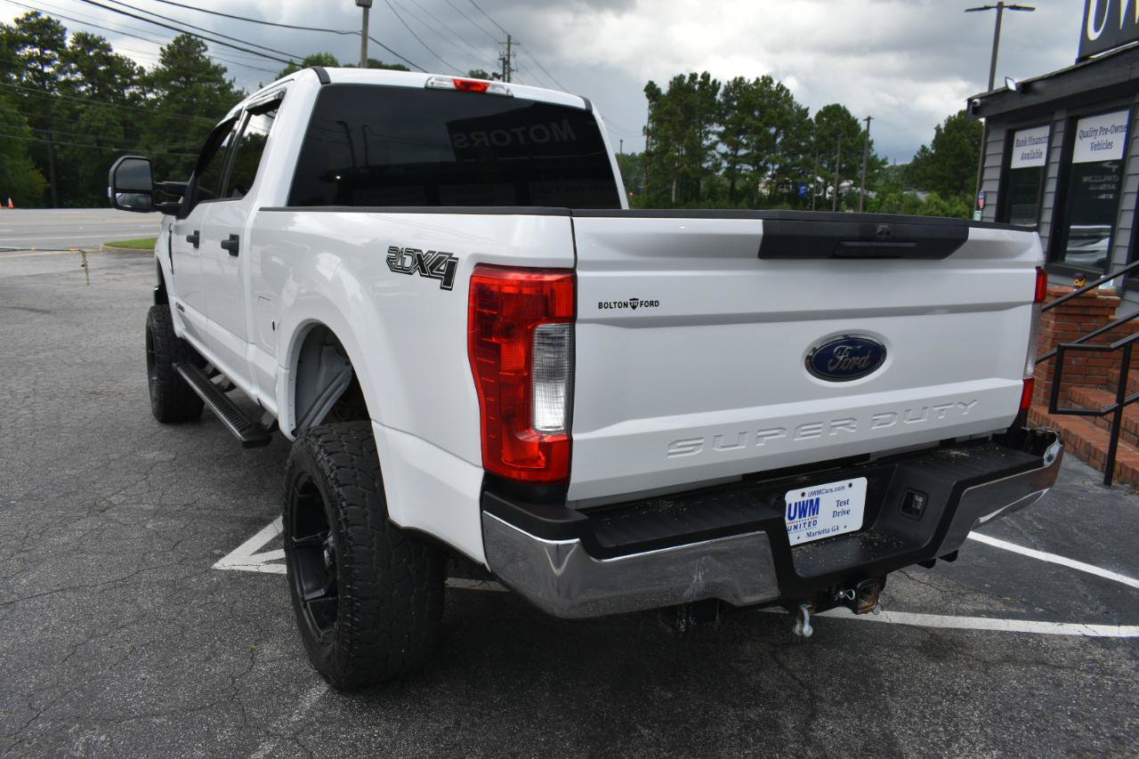 Used 2017 Ford F250 XLT AWD/4WD image 8