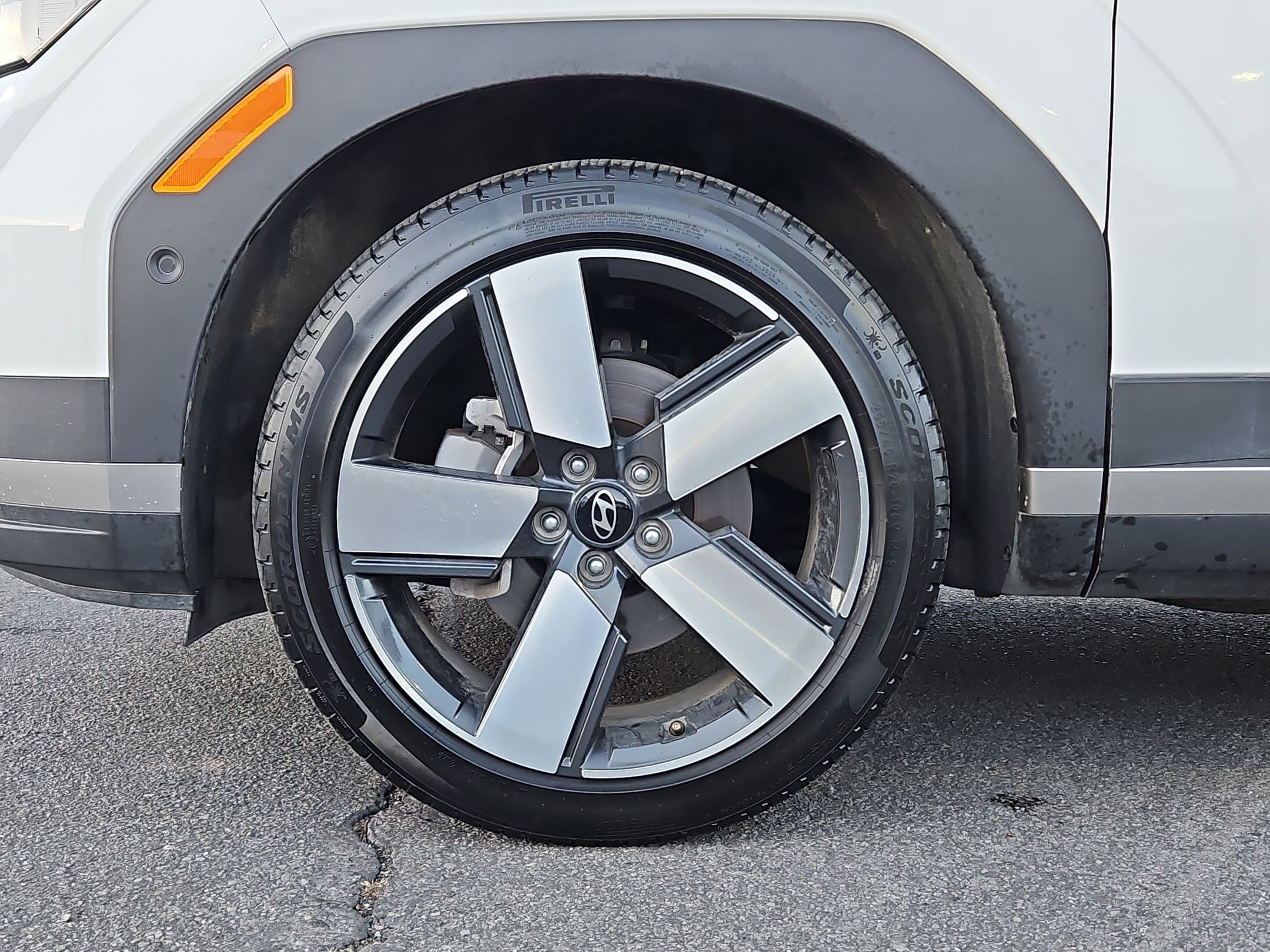 Used 2025 Hyundai Santa Fe Limited image 14