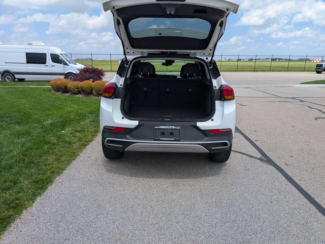 Used 2024 Buick Encore GX Preferred FWD image 8