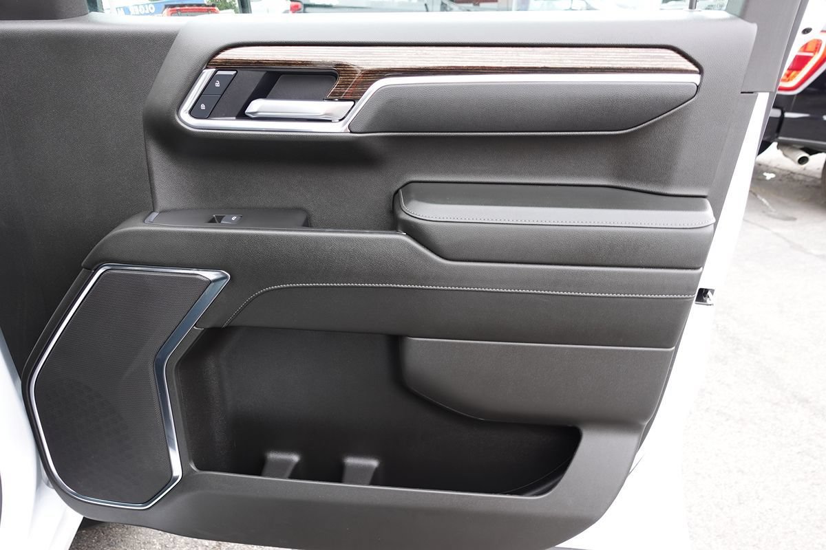 Used 2025 GMC Sierra 1500 Elevation AWD/4WD image 31