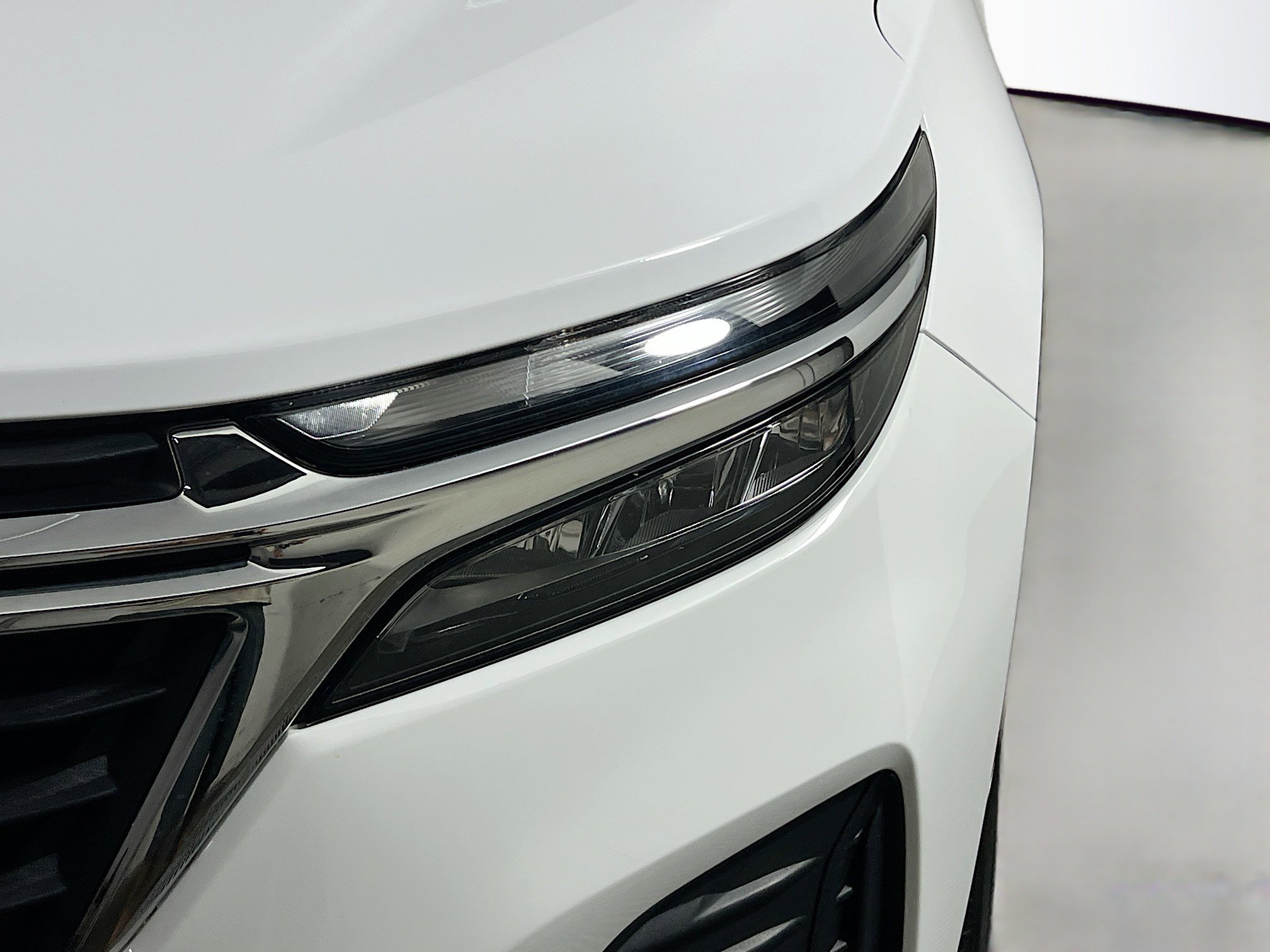 Used 2023 Chevrolet Equinox LS w/ LS Convenience Package image 11