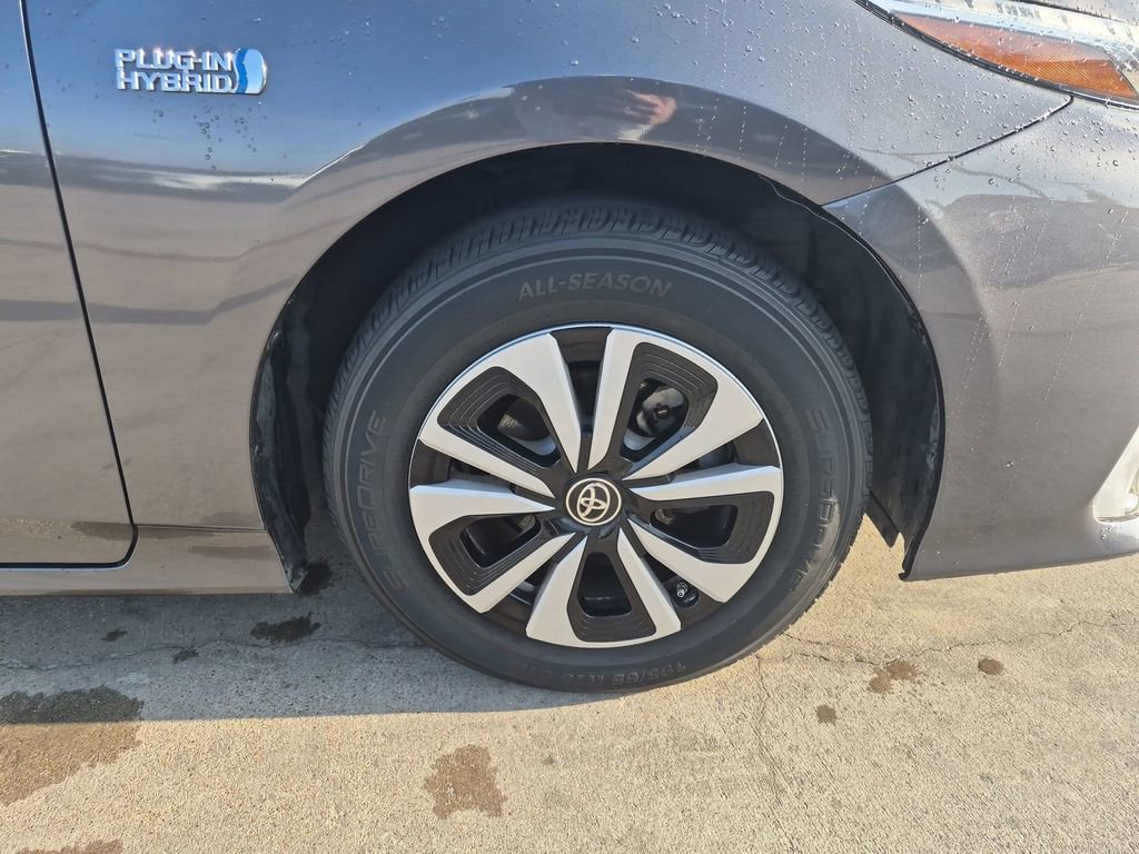 Used 2018 Toyota Prius Prime Plus image 10