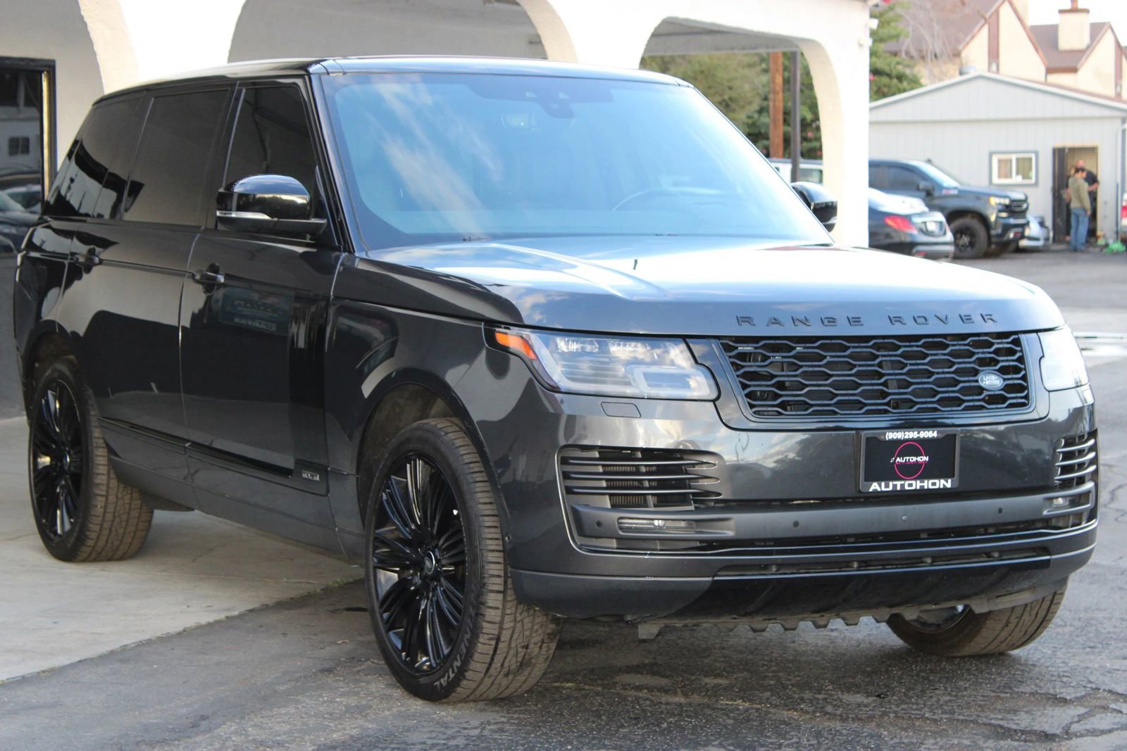 Used 2021 Land Rover Range Rover P525 Westminster Edition LWB image 3