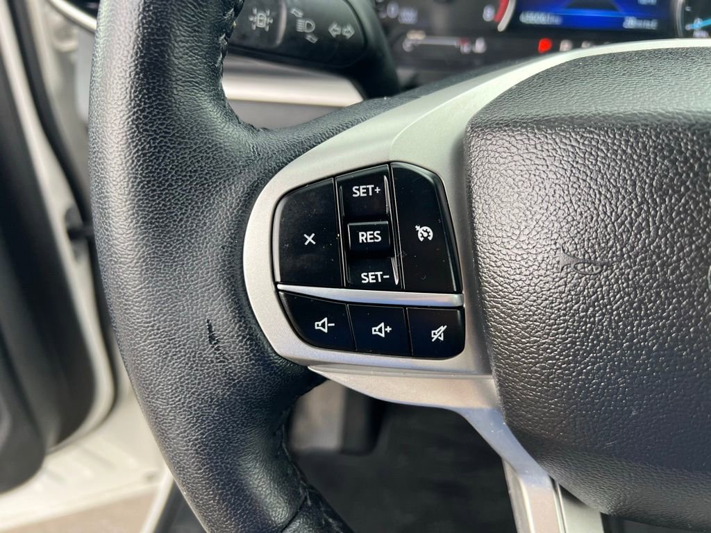 Used 2023 Ford Explorer XLT w/ Equipment Group 202A image 49