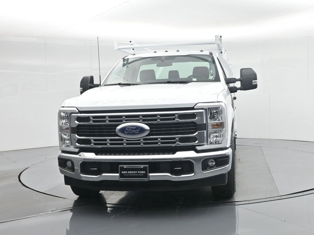 New 2025 Ford F350 XL w/ XL Chrome Package image 55