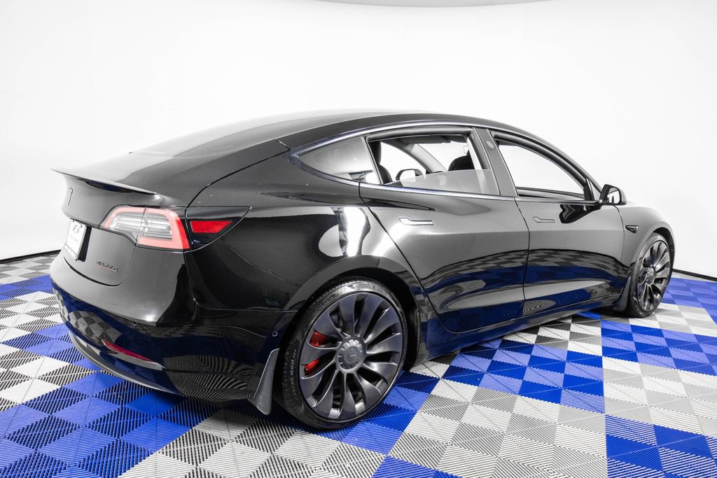 Used 2021 Tesla Model 3 Performance image 4