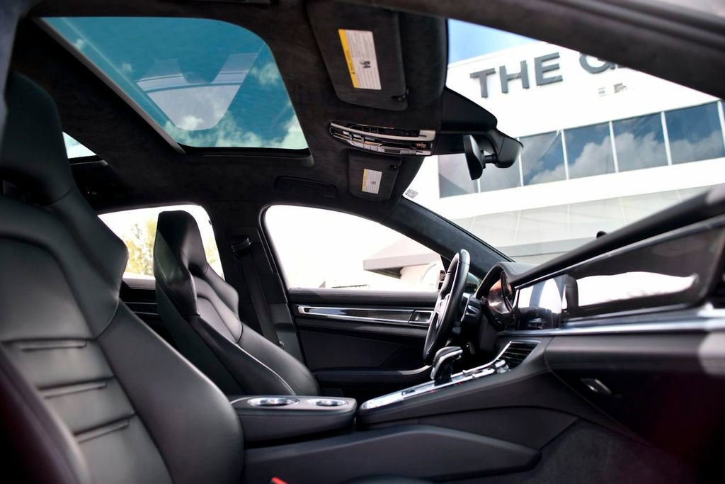 Used 2018 Porsche Panamera Turbo S image 43