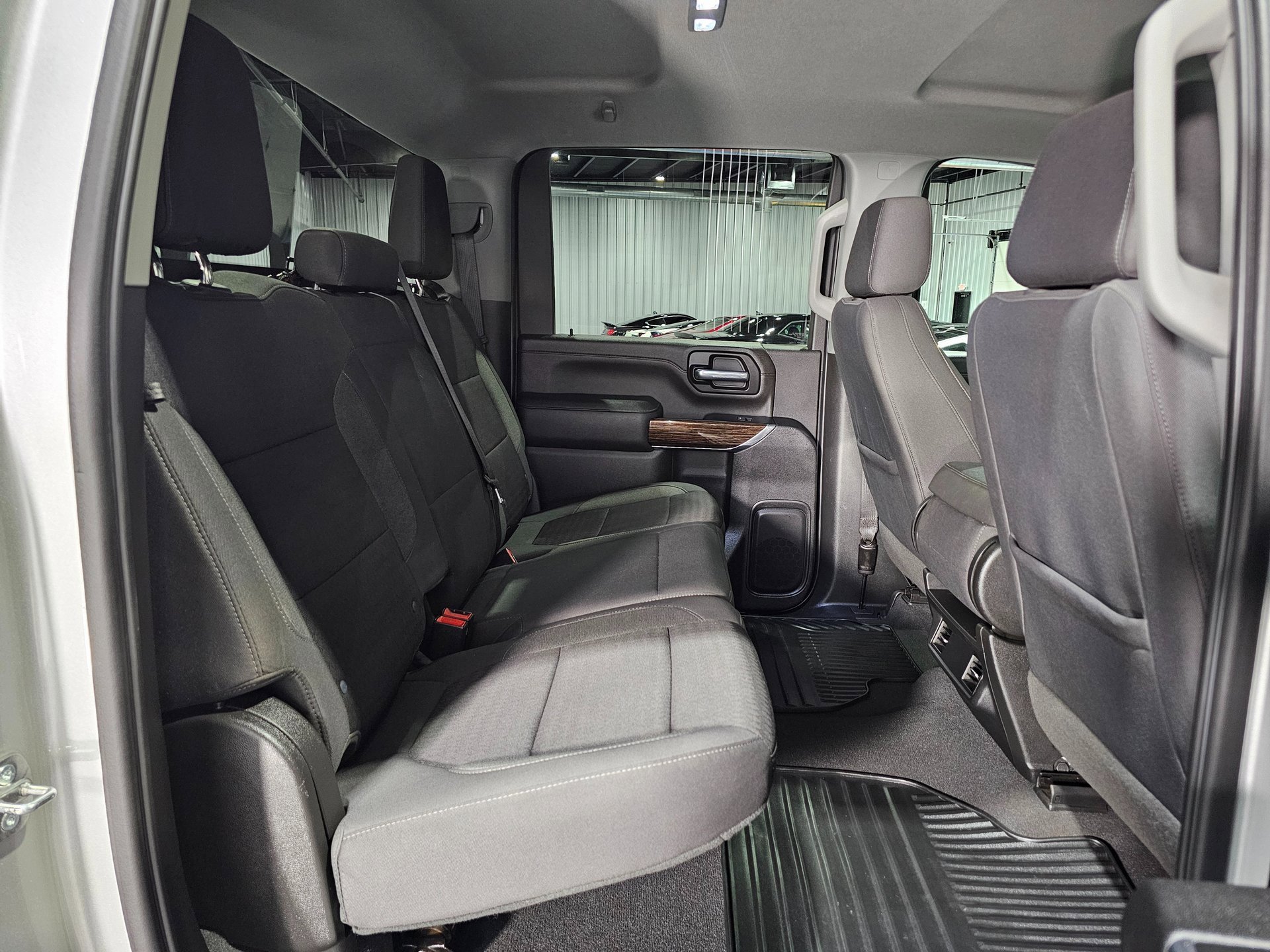 Used 2023 GMC Sierra 2500 SLE image 26