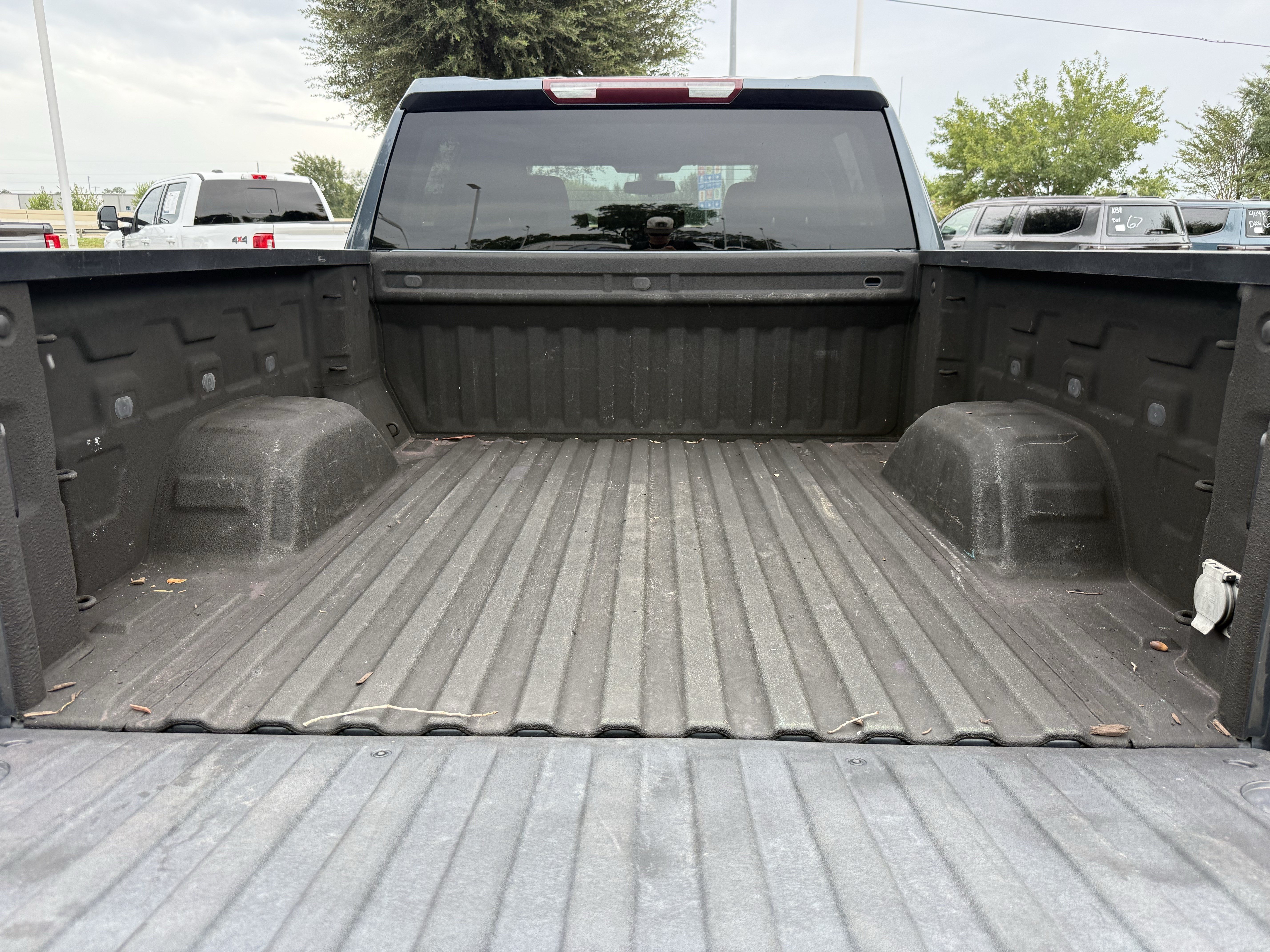 Used 2020 Chevrolet Silverado 1500 Custom w/ Custom Value Package RWD image 27