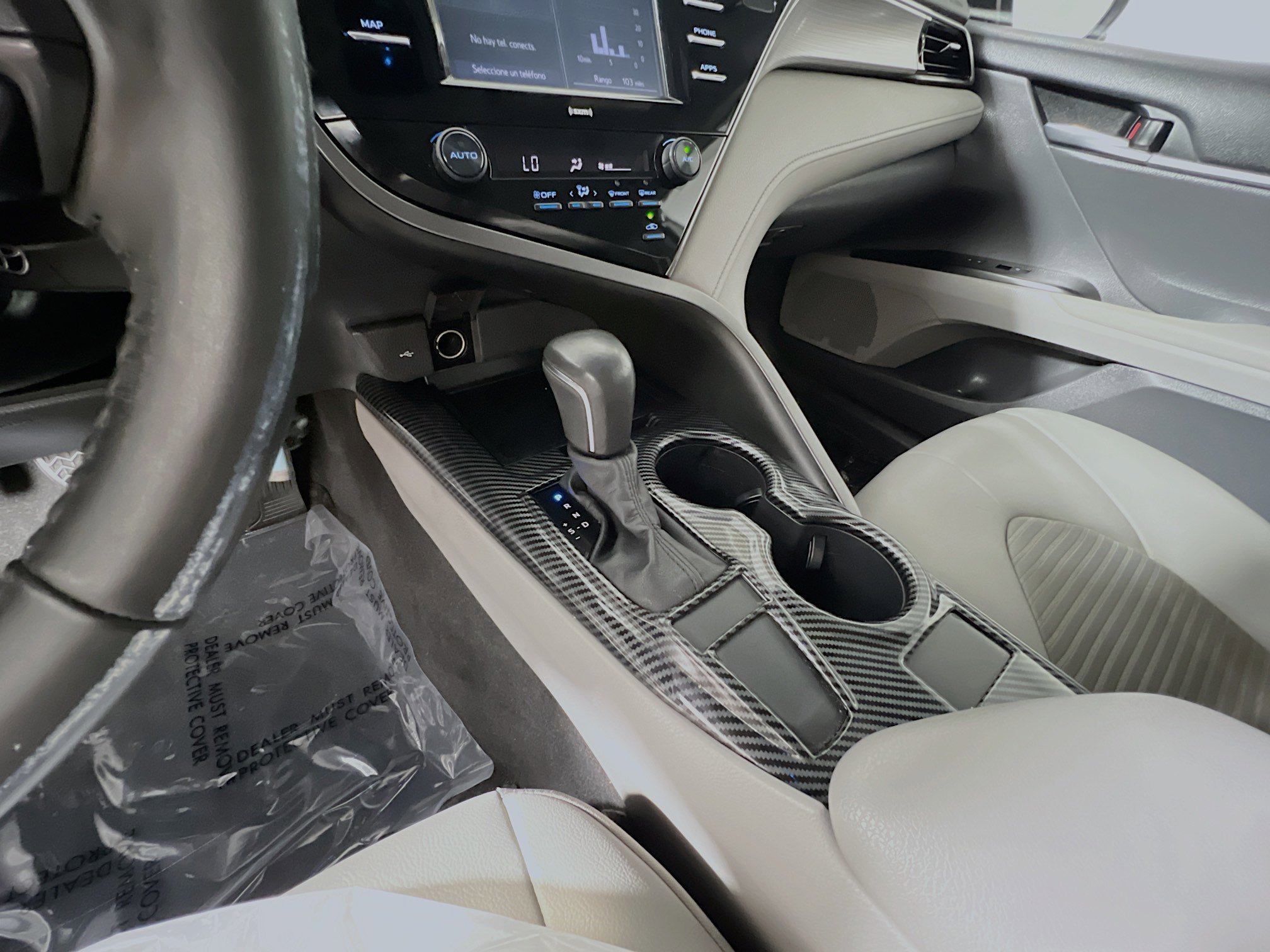 Used 2020 Toyota Camry SE FWD image 25