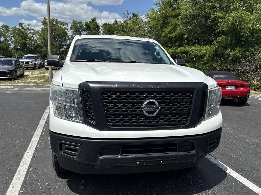 Used 2017 Nissan Titan S AWD/4WD image 3