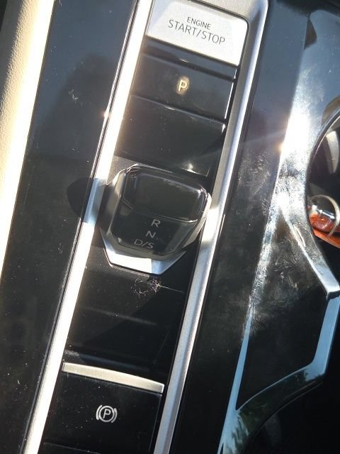 Used 2024 Volkswagen Atlas SEL Premium R-Line AWD/4WD image 27