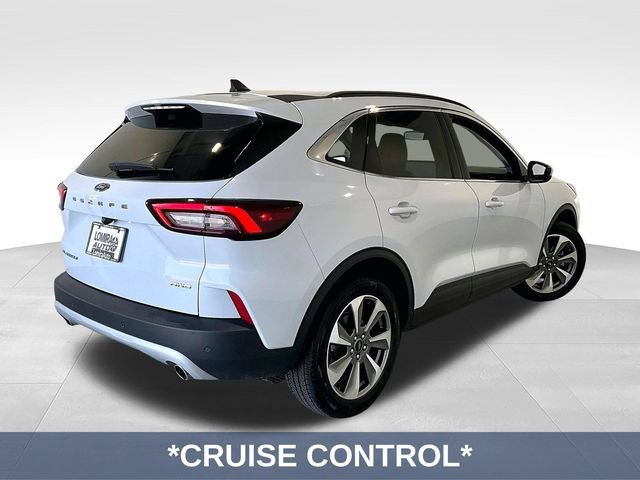 Used 2025 Ford Escape Platinum AWD/4WD image 7