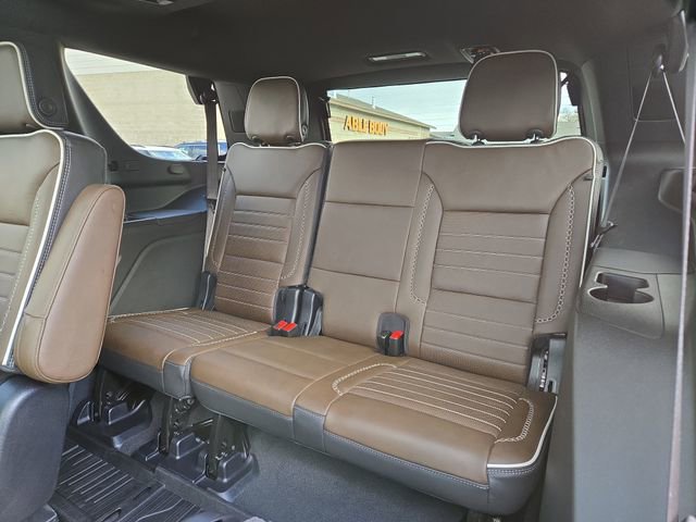 Used 2025 GMC Yukon Denali Ultimate w/ LPO, Floor Liner Package image 35