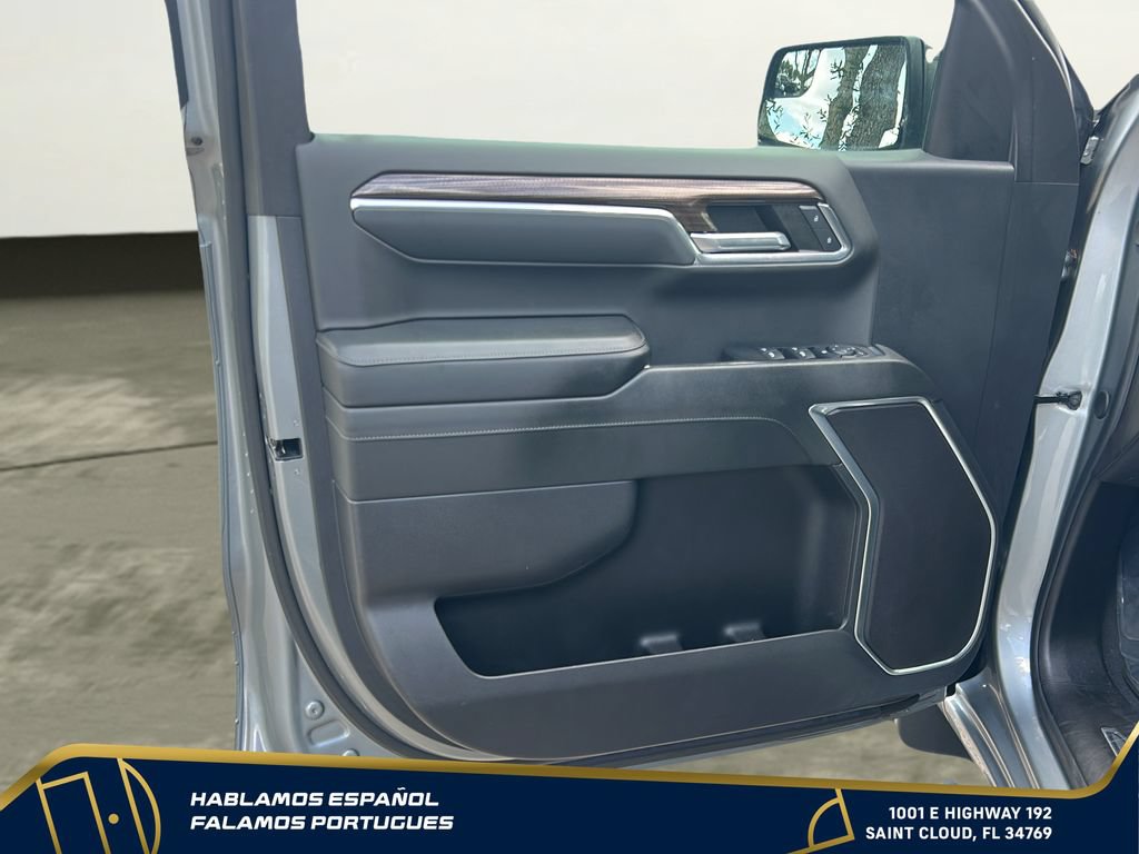 Used 2024 Chevrolet Silverado 1500 RST AWD/4WD image 11