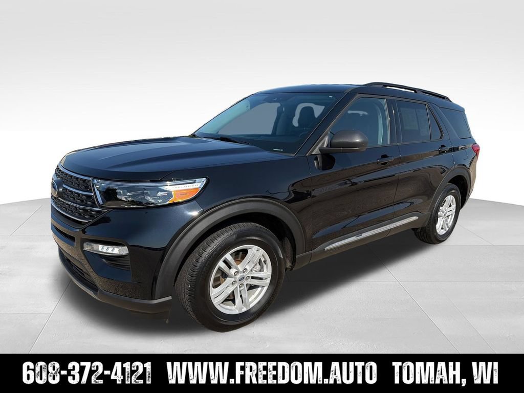 Used 2024 Ford Explorer XLT w/ Equipment Group 202A AWD/4WD image 2